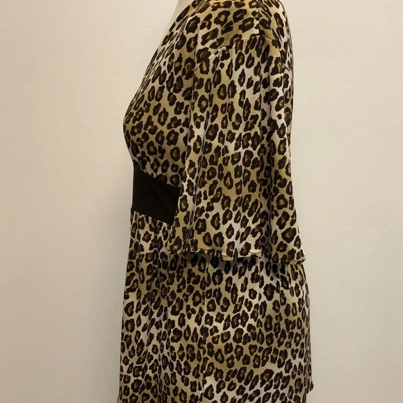 Michael Kors Leopard Patten V Neck Short Sleeve Shirt - Picture 2 of 5